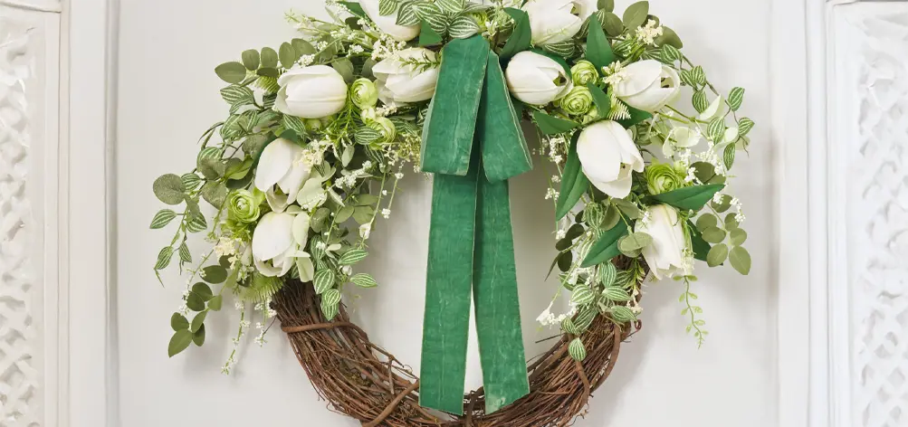 St. Patrick's Day Collection – Artificial Green Wreaths & Decor