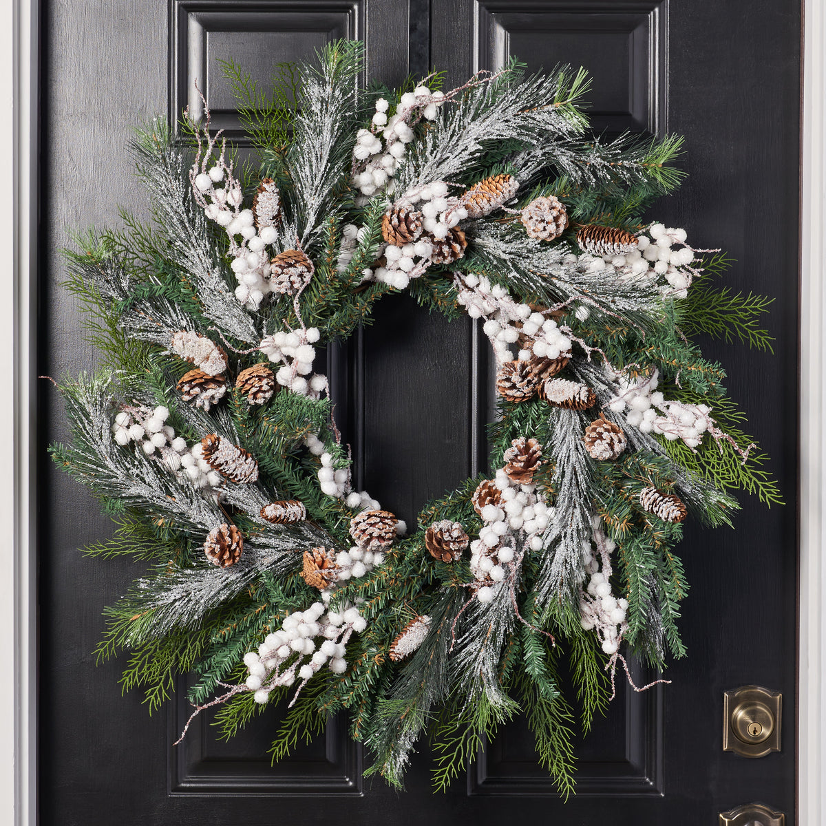 White Winter Wreath