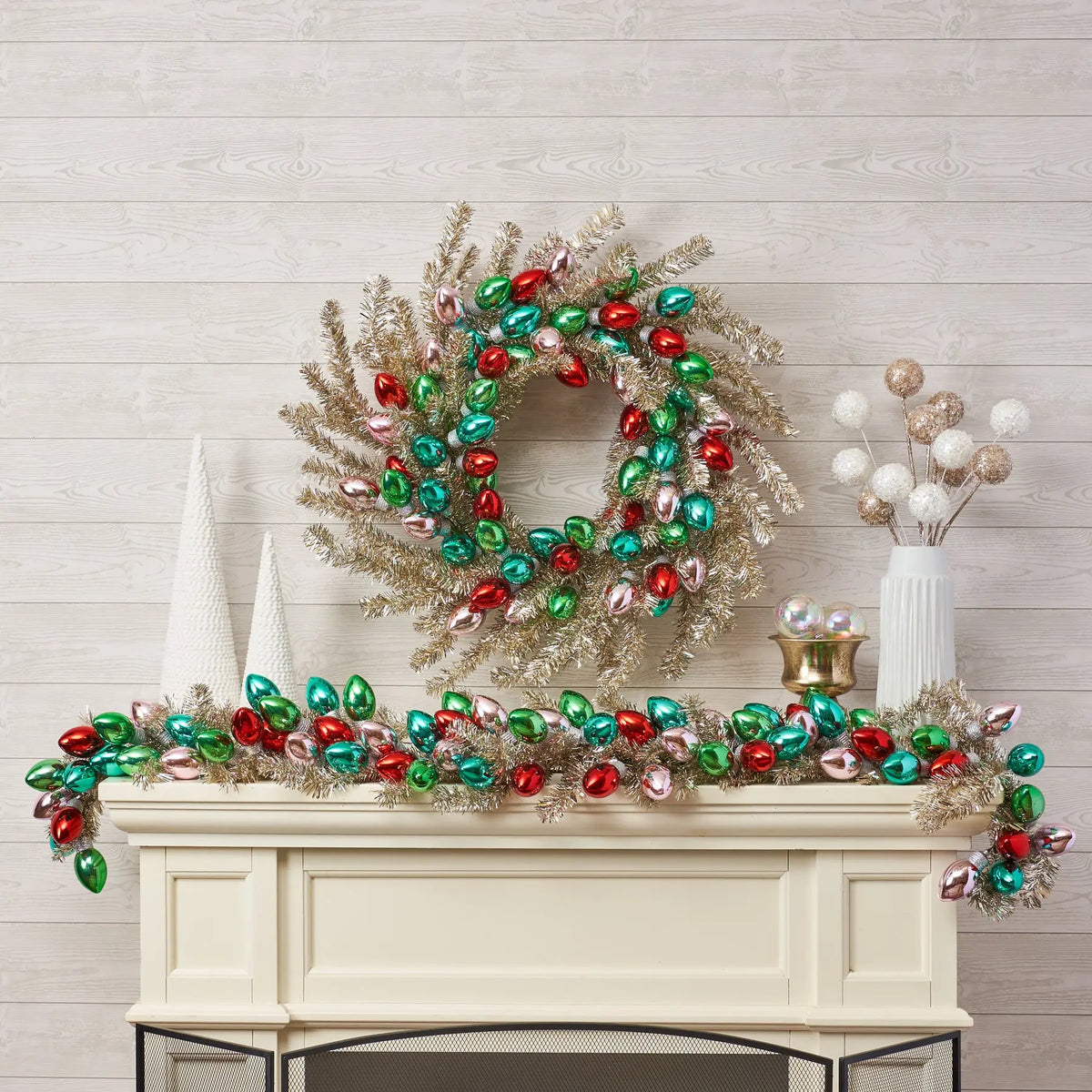 CW1354RazzleDazzleChristmas-