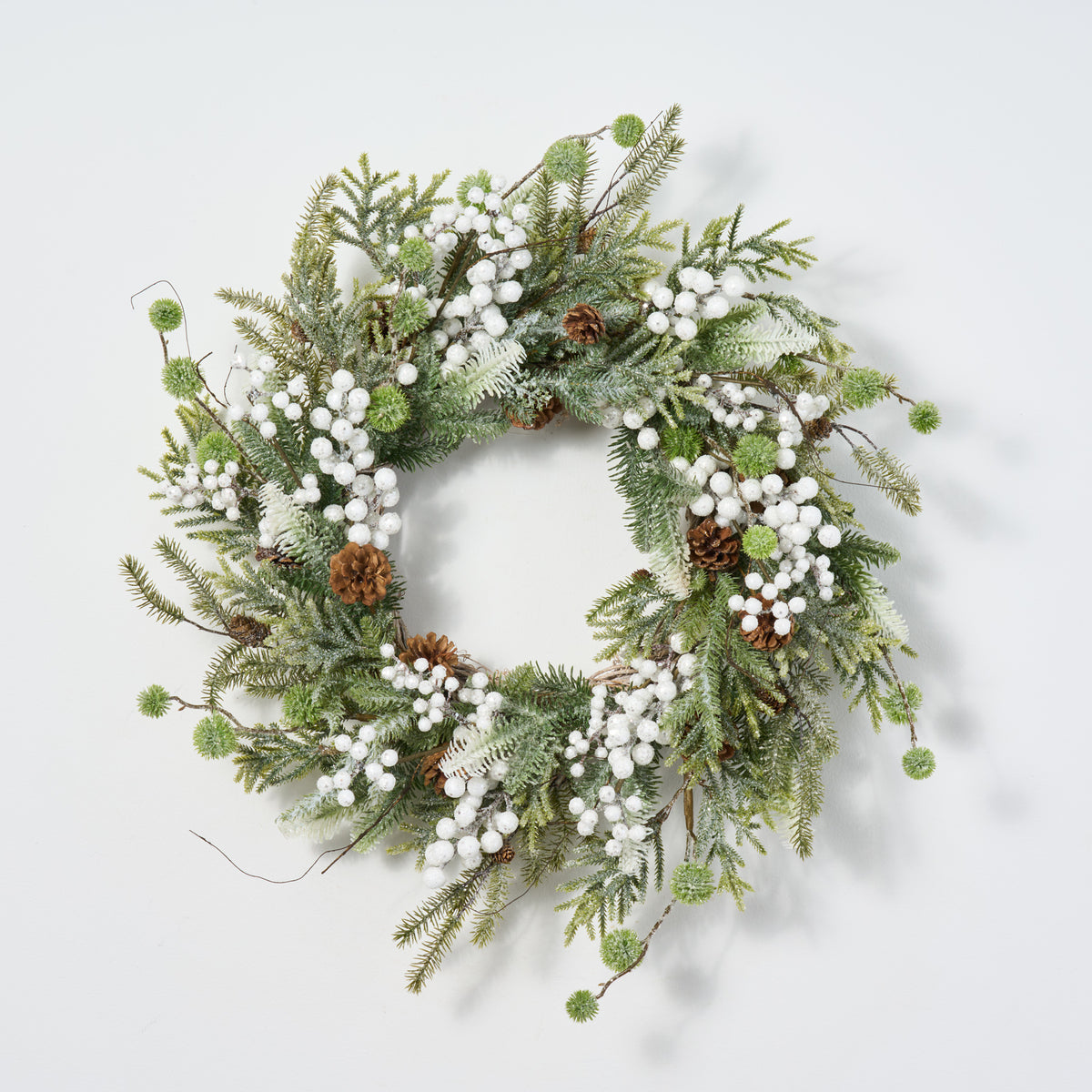 CW1358WhiteSugarBerry_Pinecone