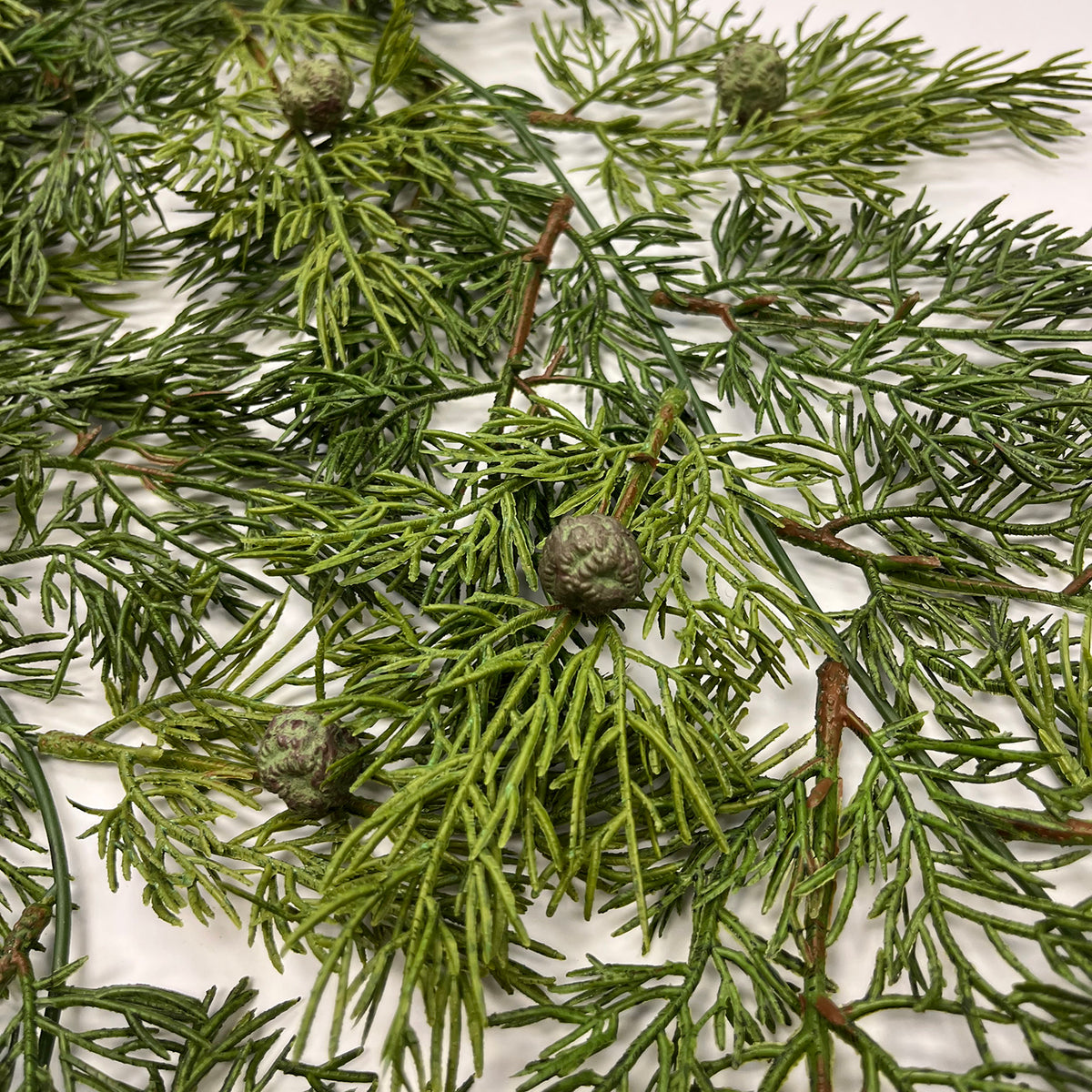 Real Touch Lux Seeding Juniper Large Hanging Branch Winter Bush 36