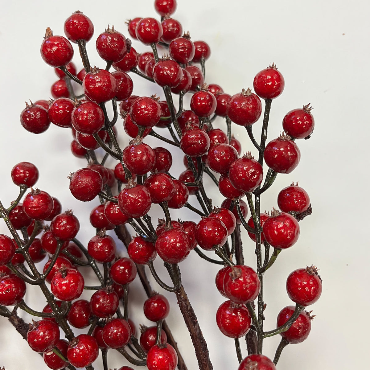 Dark Red Currant Berry Bush Faux Christmas Stem - 20 – Darby Creek Trading