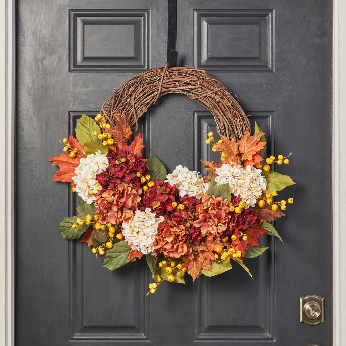 Year Round Wreath for Front Door, Everyday Burgundy Red Wreath With  Initial, Hydrangea Wreath, Personalized Gift, Wreaths 