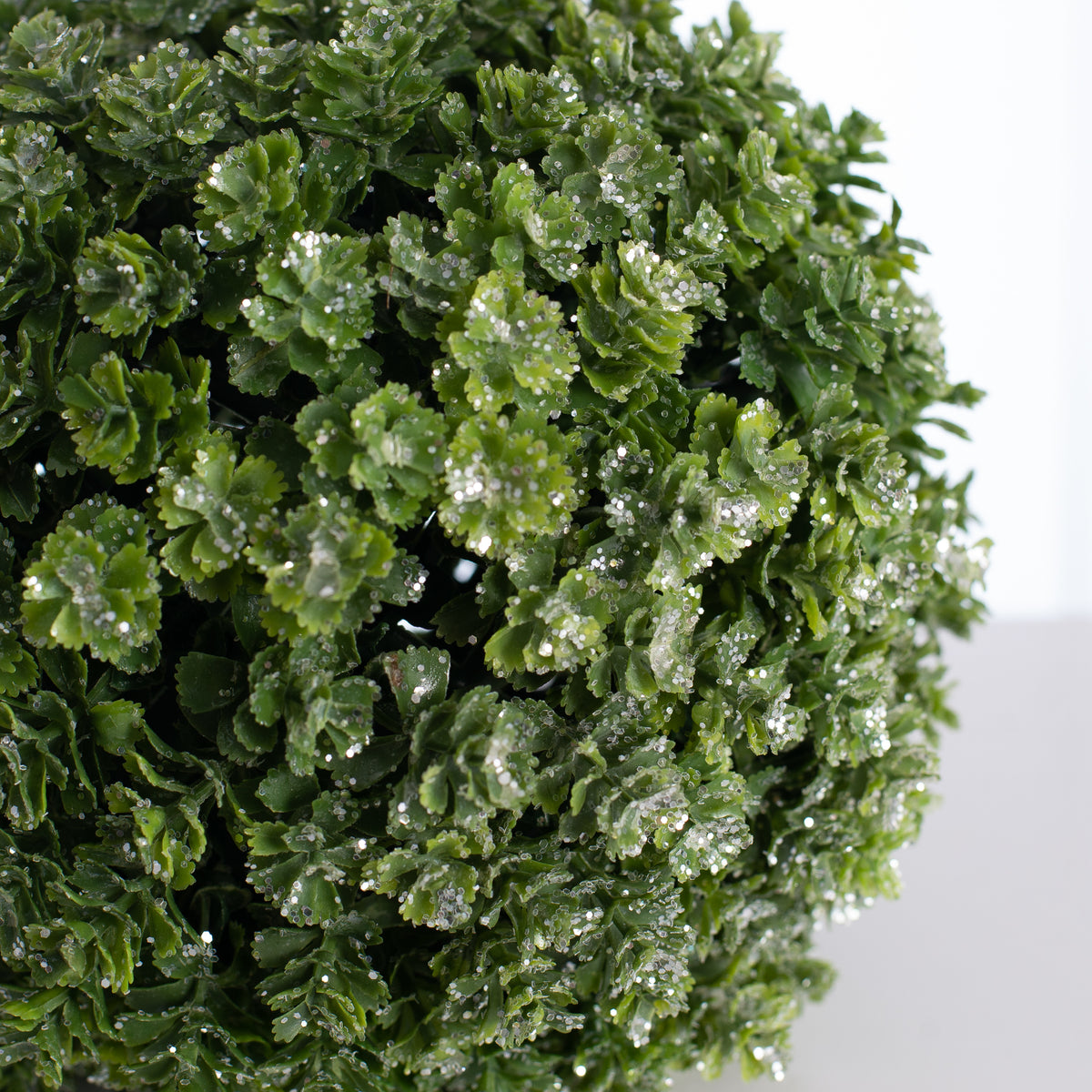 Artificial Boxwood Topiary Kissing Ball for Floral