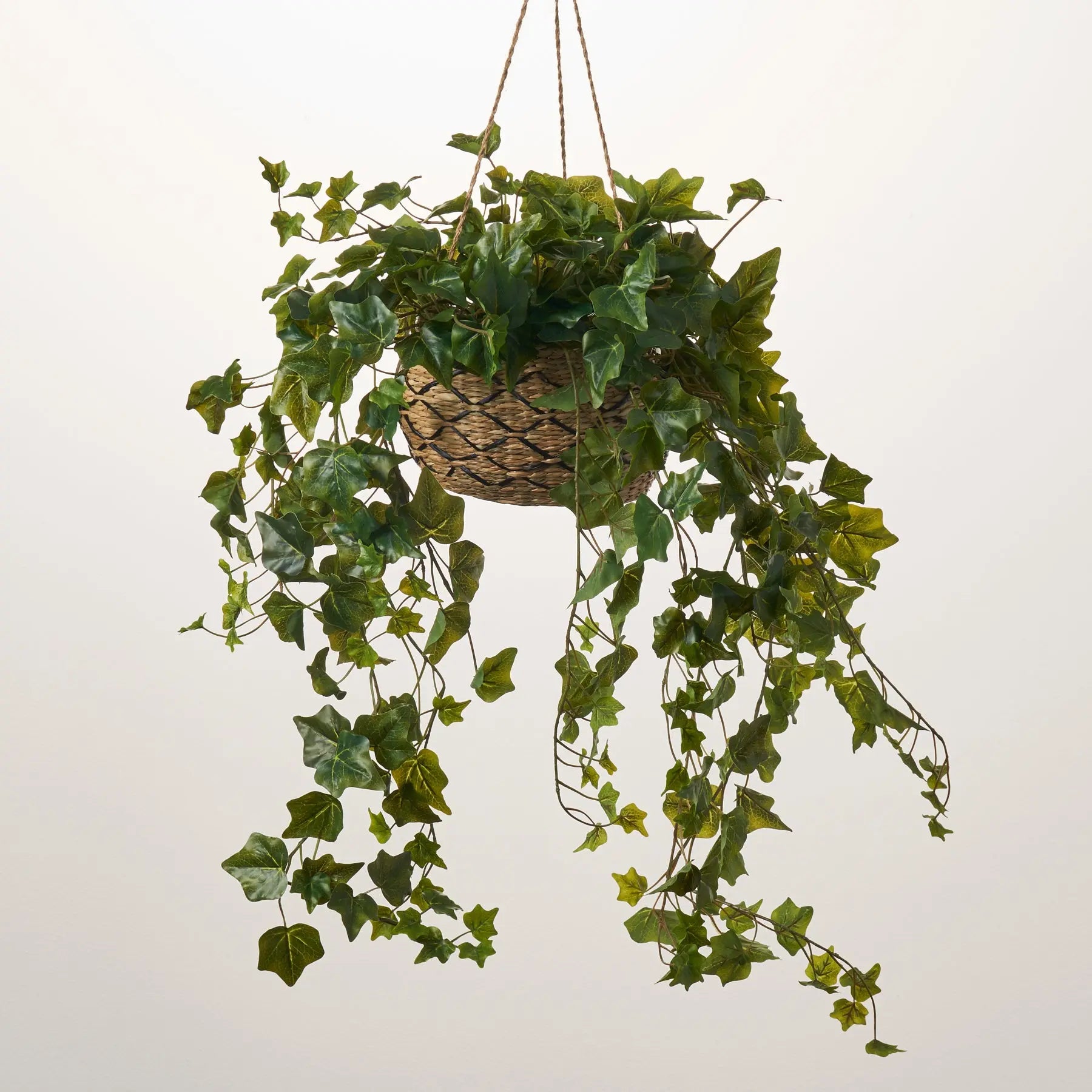 green ivy hanging plant Hanging Green Ivy Leaf Foliage All Seasons Greenery Bush Spray - 31"