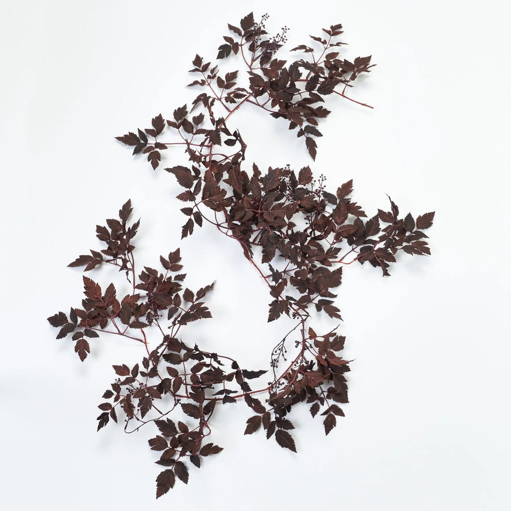 Darby Creek Trading Cimicifuga Ramosa Leaf & Berry Garland