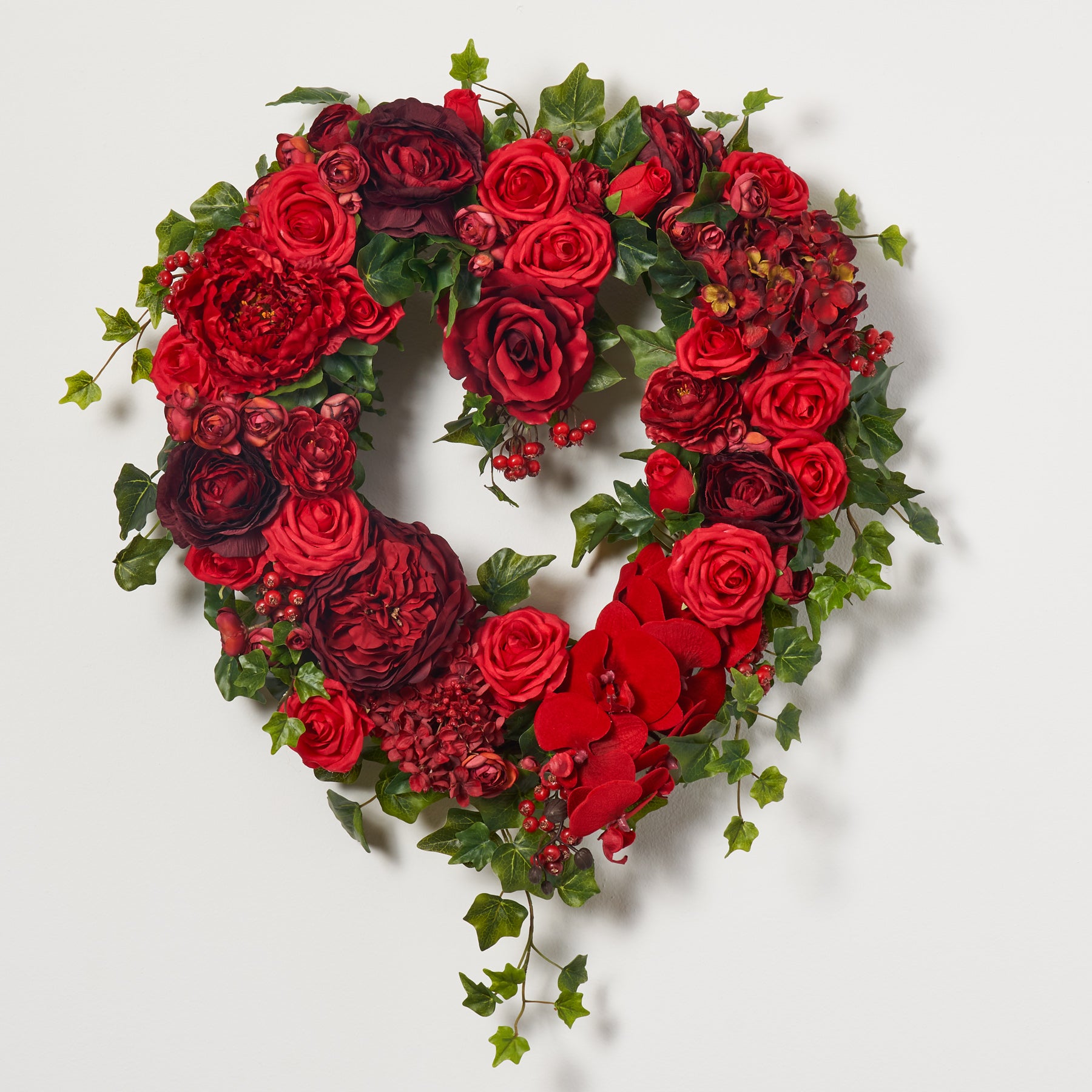 Large Red Heart Wreath - My Divine Decors Flower Boutique - Flower  Arrangements
