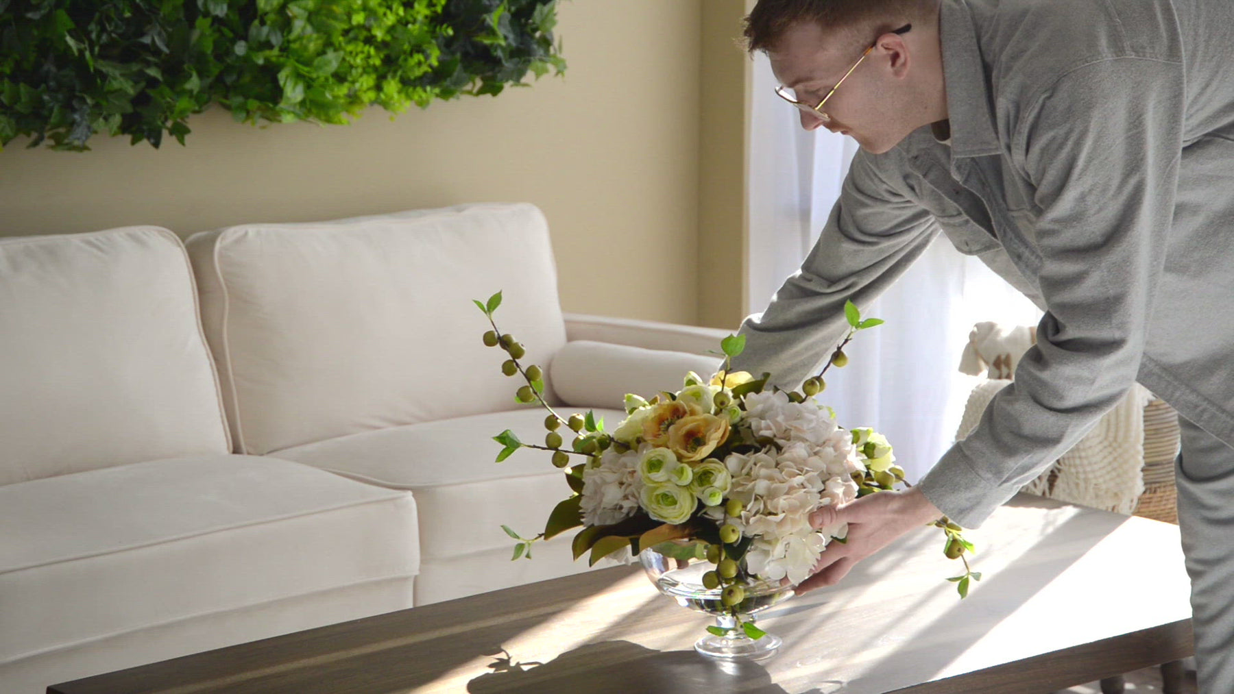 Real Touch Berry Plant The Holiday Aisle Leaves Color: Cream