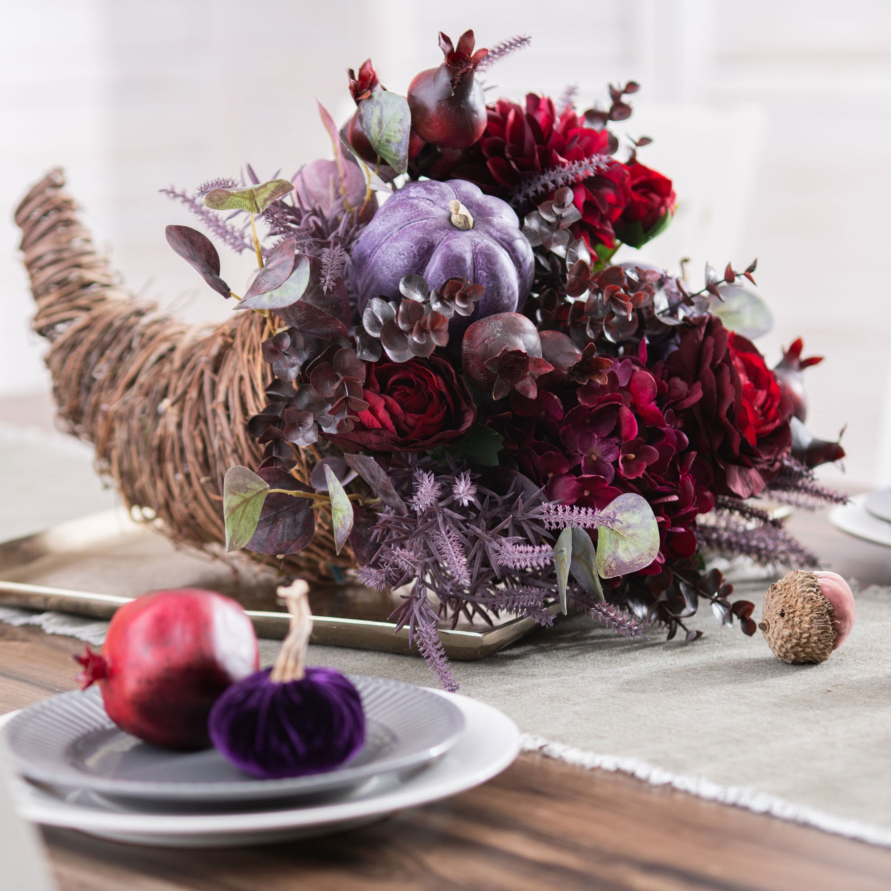 Mini Dried Flower Bouquet Red Purple Rose Dried Lavender Bunches Fall Floral Arrangements for Autumn Thanksgiving Wedding Home Table Vase Farmhouse