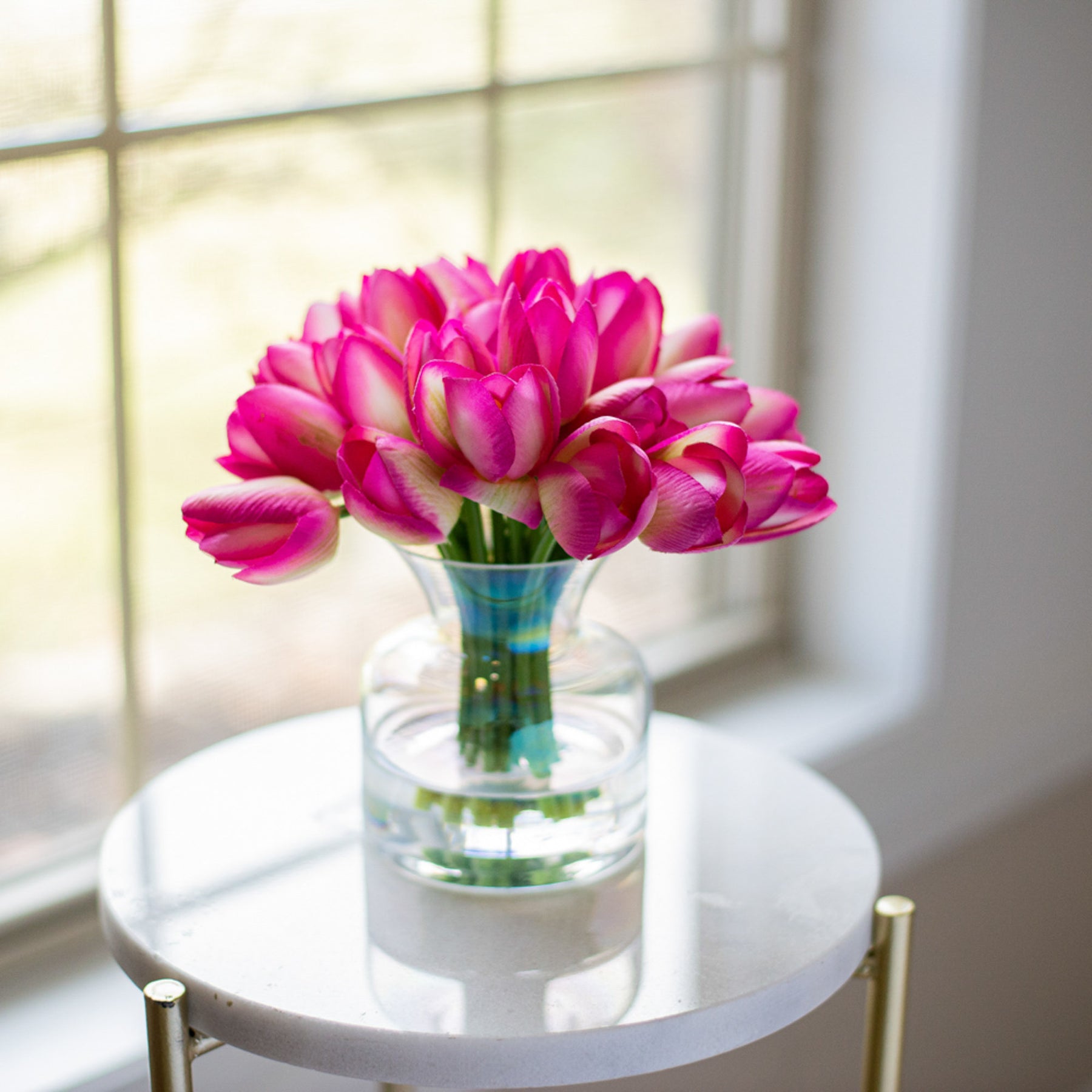 Tulip Arrangement Spring Water Illusion Arrangement with Mini Tulips ...