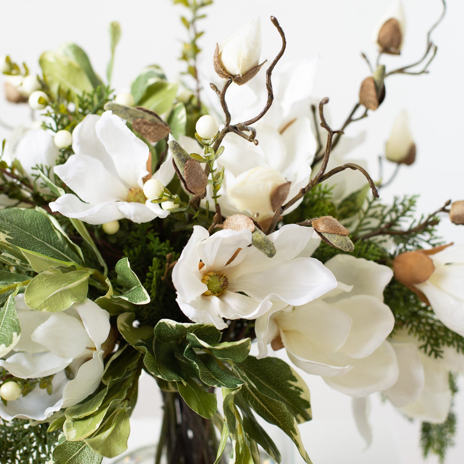White Magnolia, Mixed Greens & Berry Everyday Winter Floral Arrangemen –  Darby Creek Trading